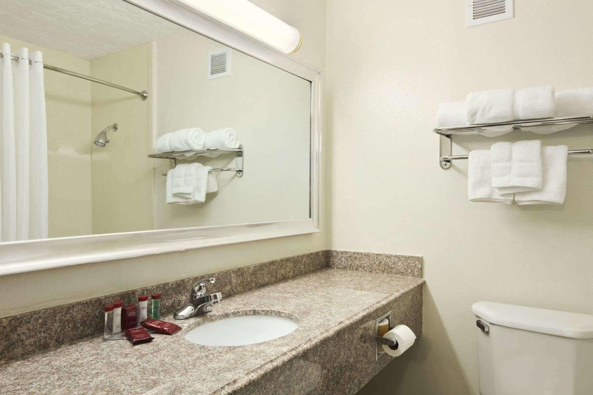 Extended Stay America Suites - Tulsa - Central Buitenkant foto